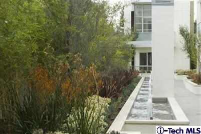 Property Photo: 257 S Hudson 110 CA 91101