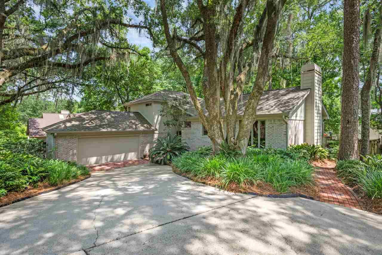 Property Photo:  2921 Springfield Drive  FL 32309-3275 