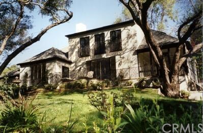 Property Photo:  1015 Laguna Road  CA 91105 