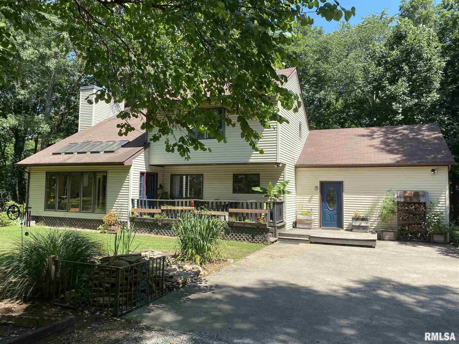 Property Photo:  7628 Little Wolf  IL 62902 