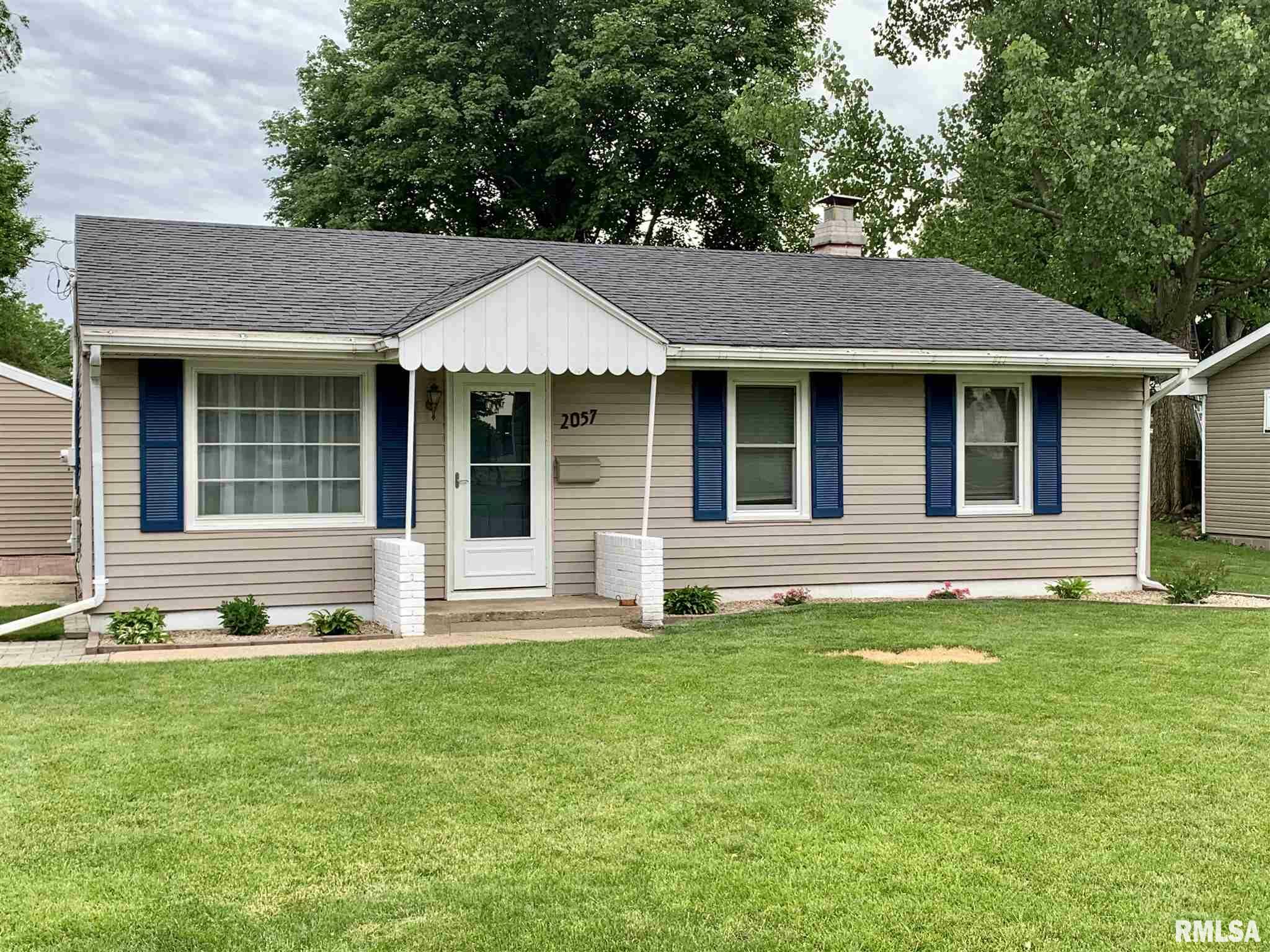 Property Photo: 2057 Newcomer IL 61401
