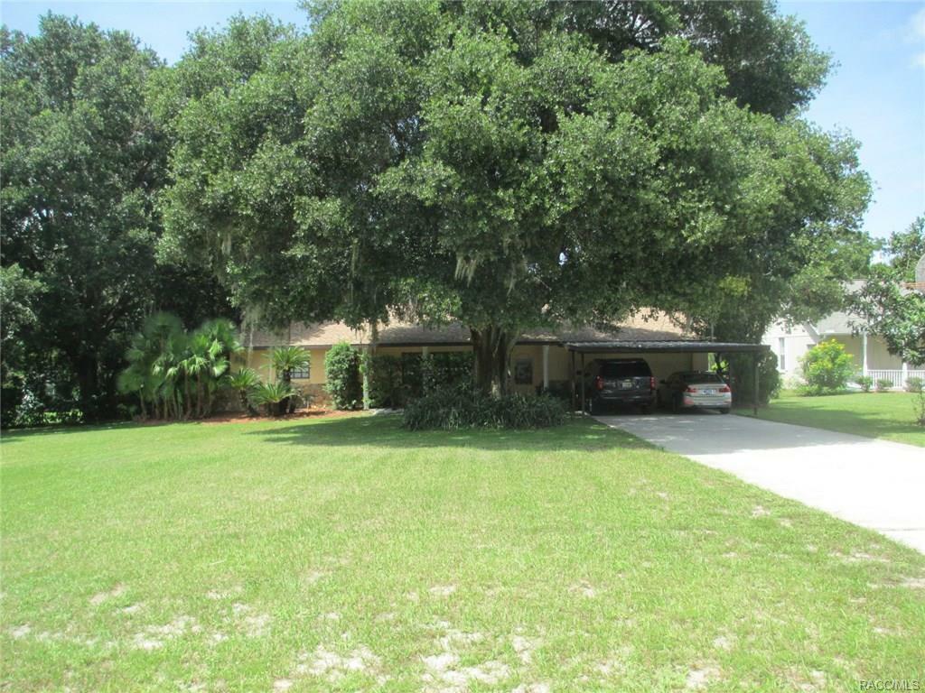 Property Photo:  7347 E Applewood Drive  FL 34450 