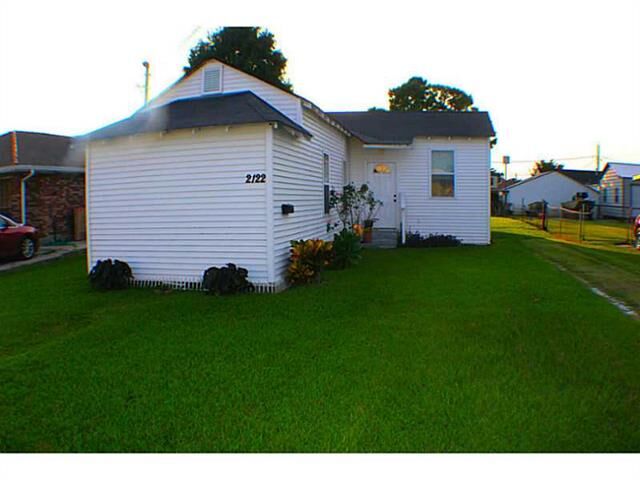 Property Photo:  2122 Stander Place  LA 70043 