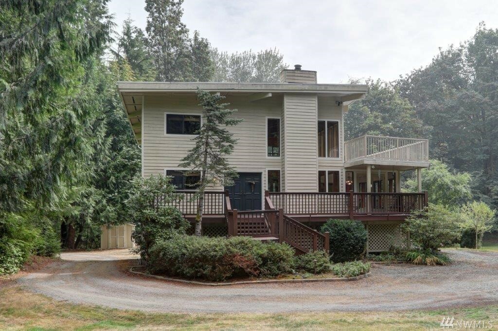 Property Photo:  32307 SE 58th St  WA 98024 