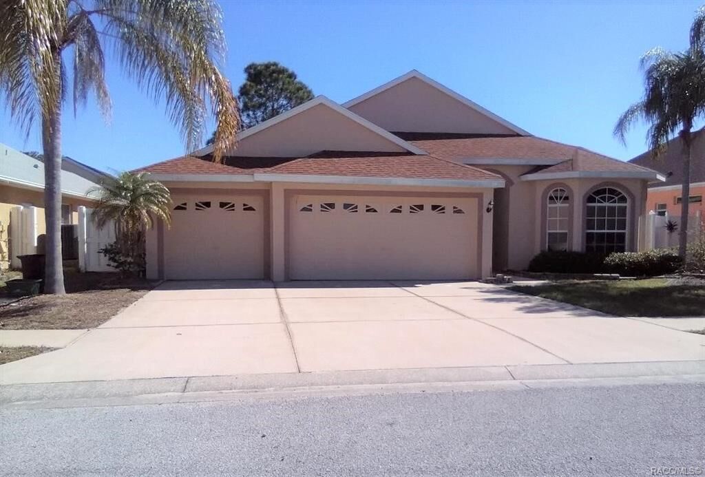 Property Photo:  1790 Wood Brook Street  FL 34689 