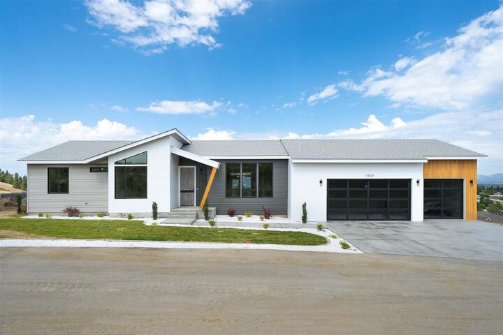 2830 S Sonora Dr  Spokane Valley WA 99037 photo