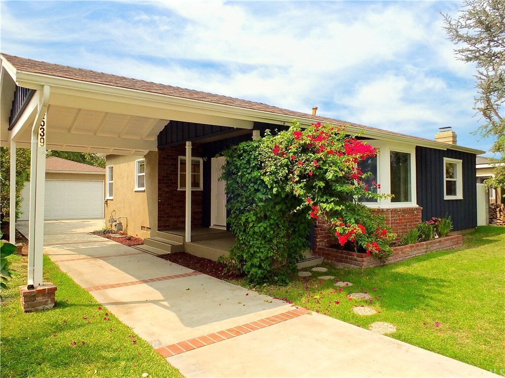 Property Photo: 4539 Whitewood Avenue CA 90808