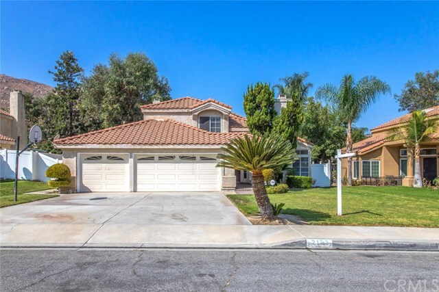 Property Photo: 2193 Canyon Drive CA 92324