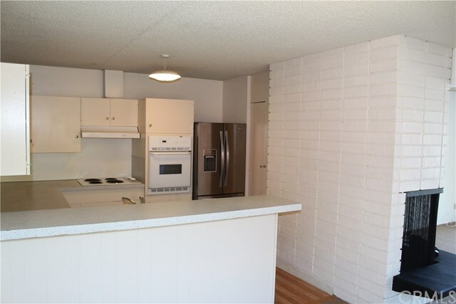 Property Photo:  2555 Glenneyre Street  CA 92651 