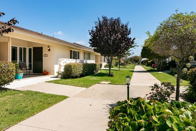 Property Photo:  71 W Fiesta Green  CA 93041 