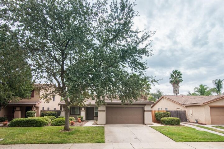 10726 Ivoryton Way  Mather CA 95655 photo