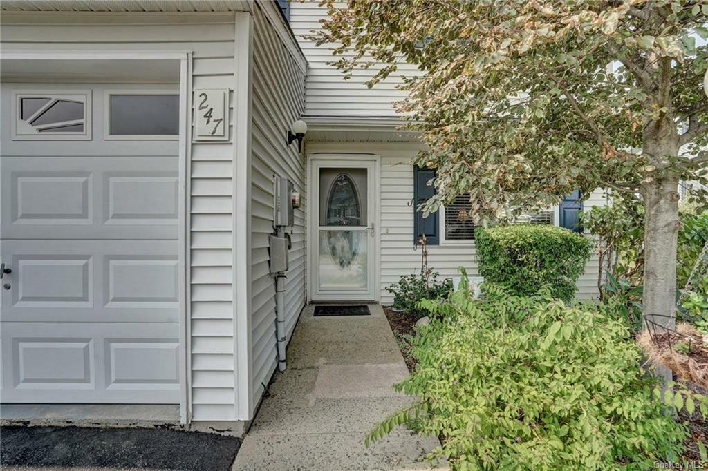 Property Photo:  247 Tamerisk Lane  NY 12553 