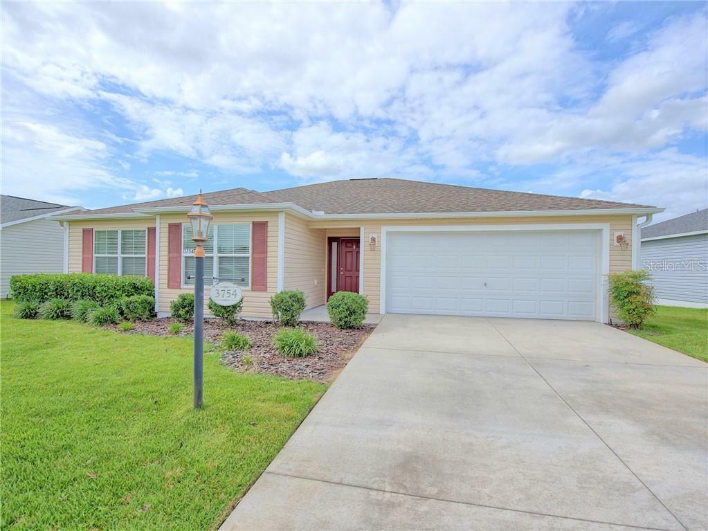 Property Photo:  3754 Fir Street  FL 32163 