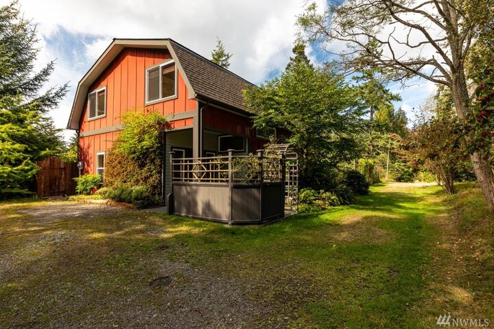 Property Photo: 581 Ellwood Dr WA 98239