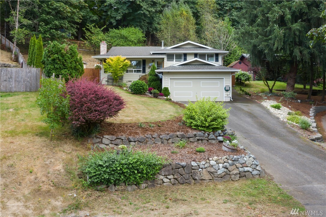 Property Photo:  26710 159th Ave SE  WA 98042 