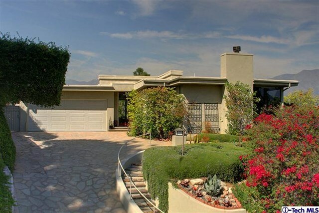 Property Photo:  1151 Heatherside Road  CA 91105 