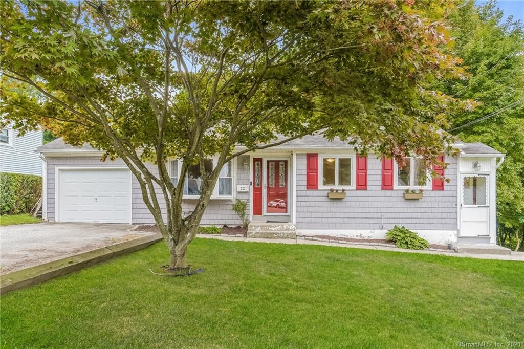 Property Photo:  22 Berkshire Road  CT 06401 