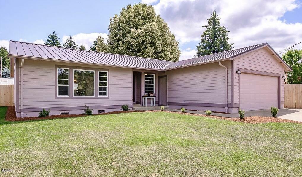 Property Photo: 394 SW Ash Street OR 97396