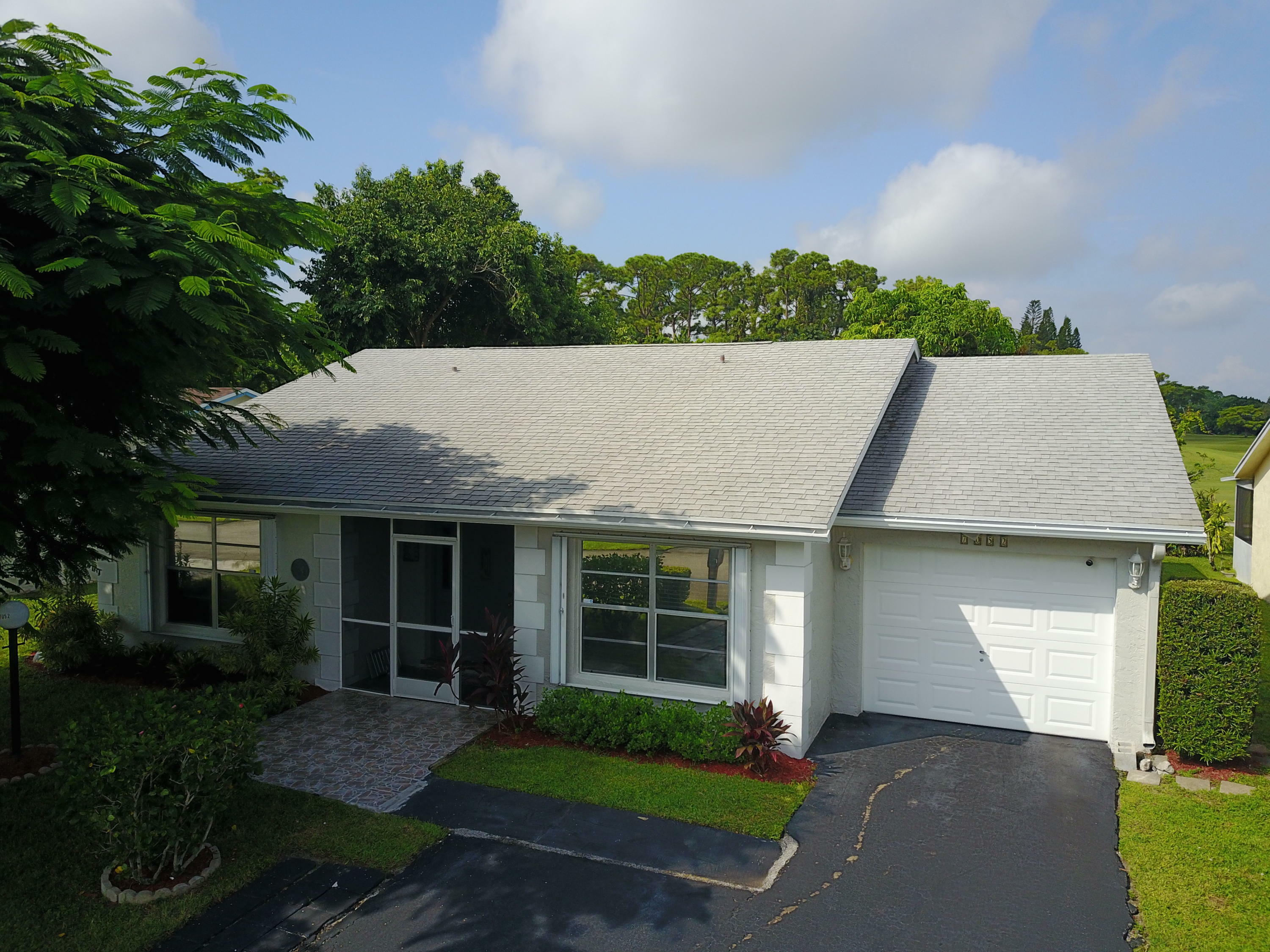 Property Photo:  7052 Pine Manor Drive  FL 33467 