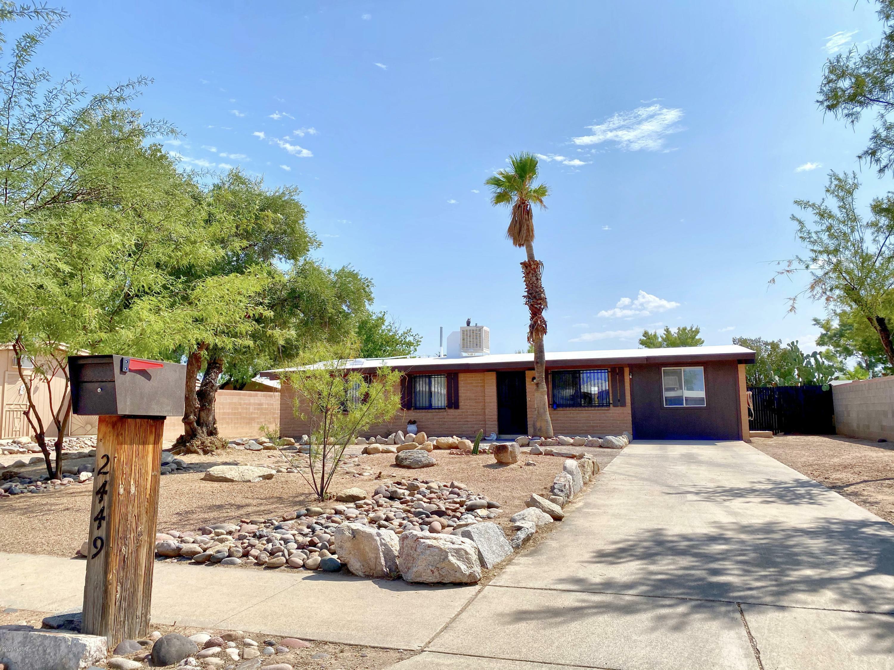 Property Photo:  2449 W Placita Algodon  AZ 85741 