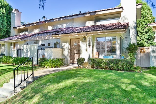 Property Photo:  6826 Poppyview Drive  CA 91377 