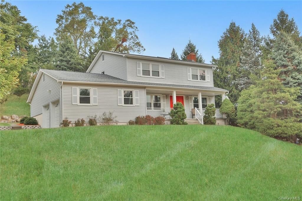 Property Photo: 4 Brooks Circle NY 10923