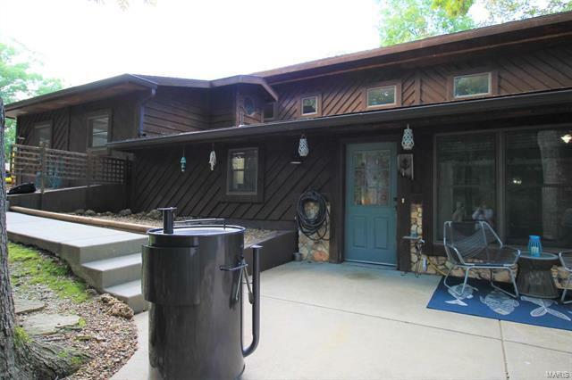 Property Photo: 886 Hearthstone Drive 63357