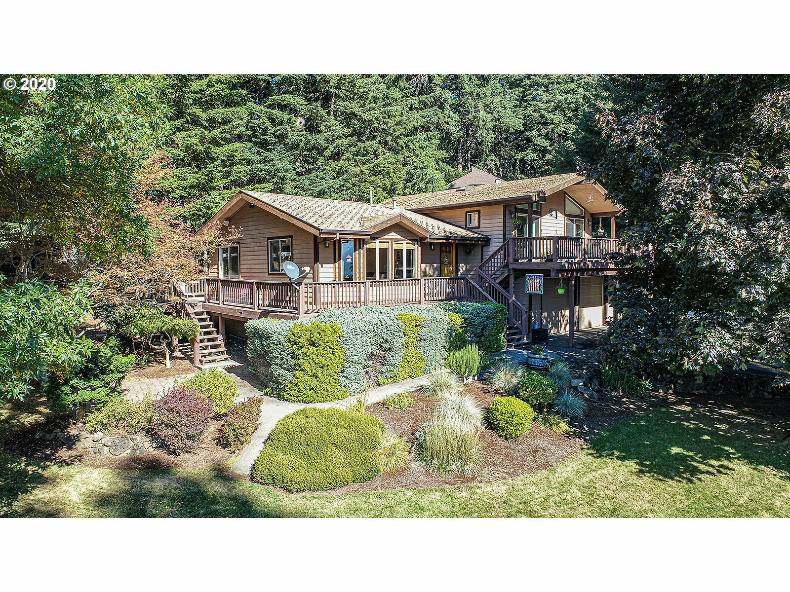 Property Photo:  208 SW Dogwood Ln  WA 98672 