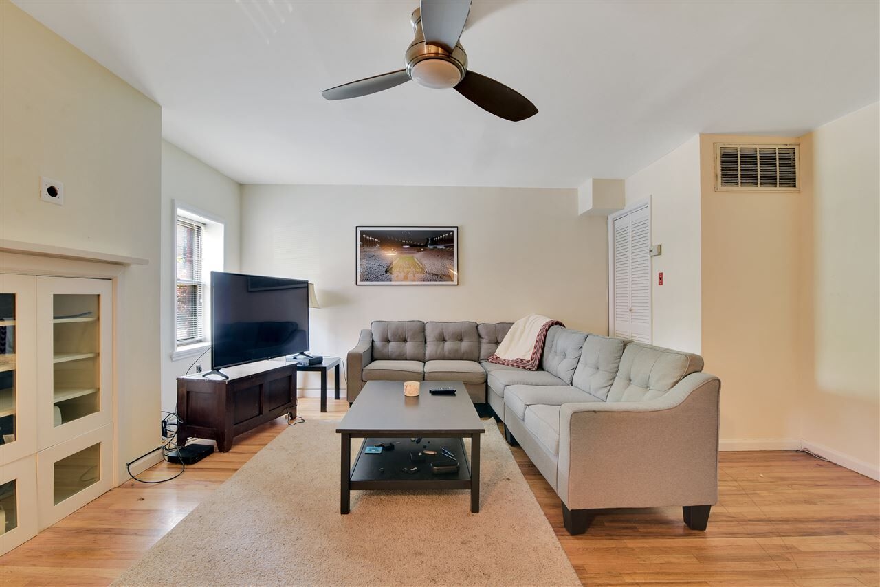 Property Photo:  601 1st St 1  NJ 07030 