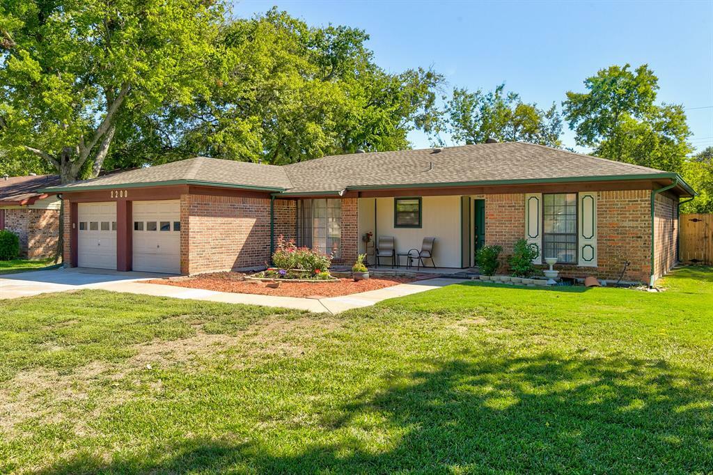 Property Photo:  1200 Tobie Layne Street  TX 76126 