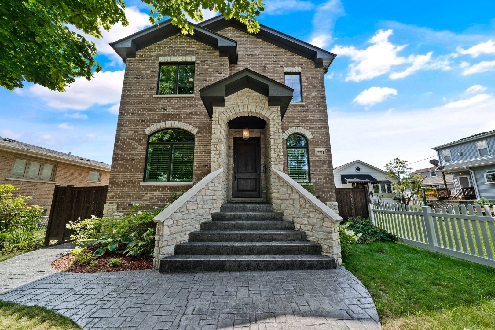 Property Photo:  7711 West Balmoral Avenue  IL 60656 