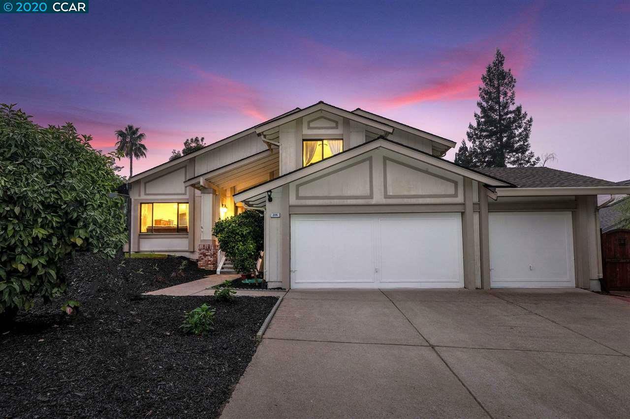 Property Photo: 206 Elderwood Dr CA 94523