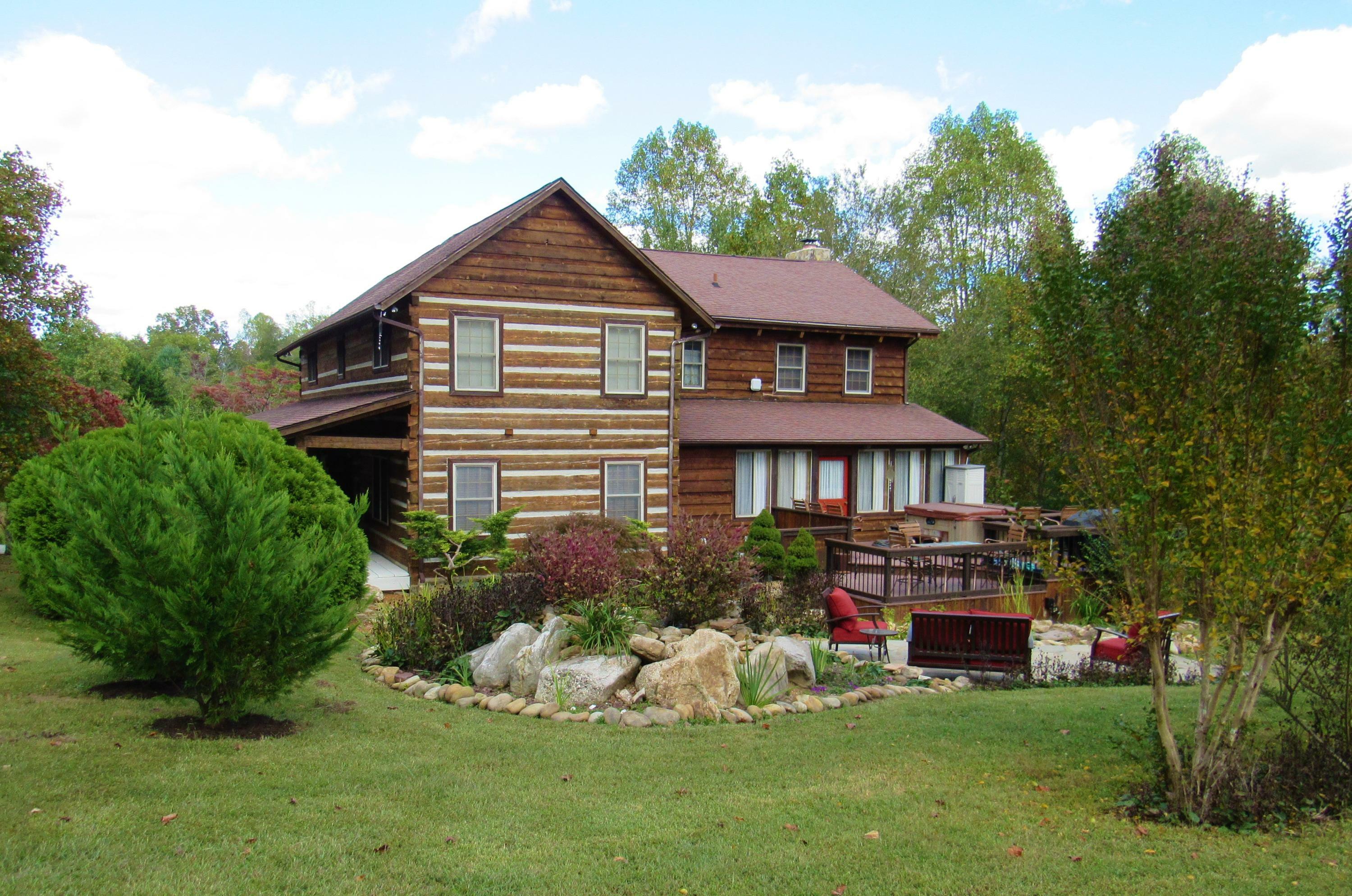 Property Photo:  313 Rogers Ridge Rd  TN 37763 