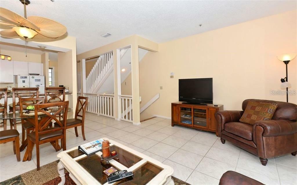 Property Photo:  655 Cedars Court 655  FL 34228 