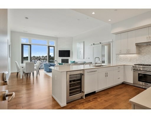 Property Photo: 10 Shipyard Drive 510 MA 02043