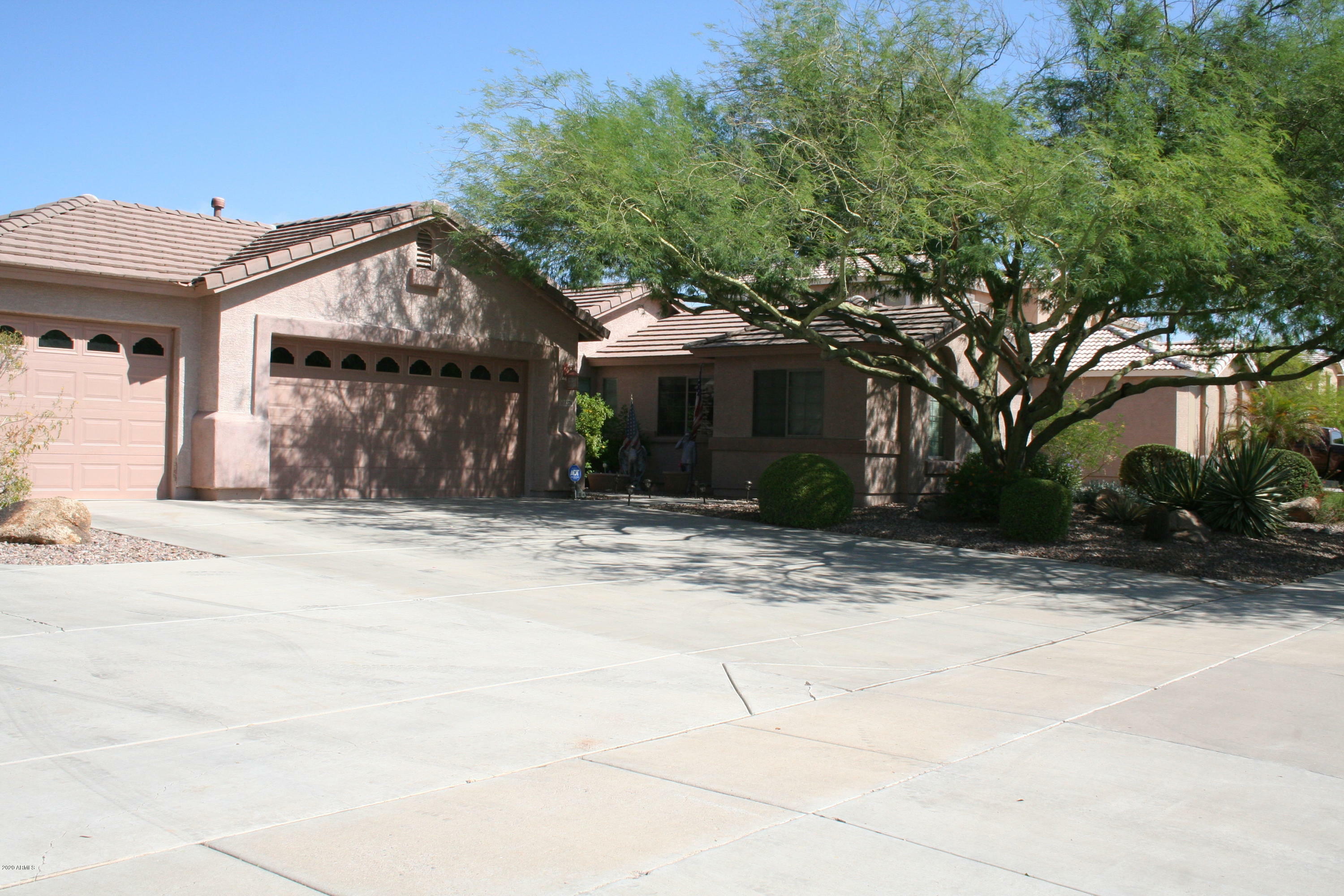 Property Photo:  8376 W Missouri Avenue  AZ 85305 