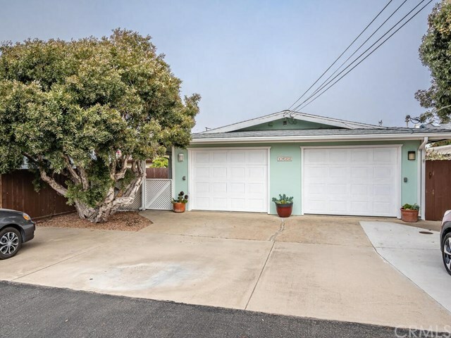 Property Photo:  1922 10th Street A &Amp B  CA 93402 