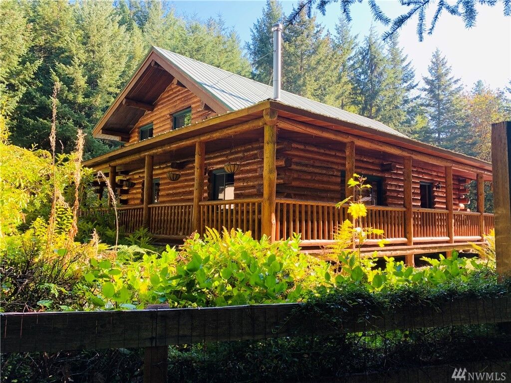 Property Photo: 10430 Nyla Lane SE WA 98501