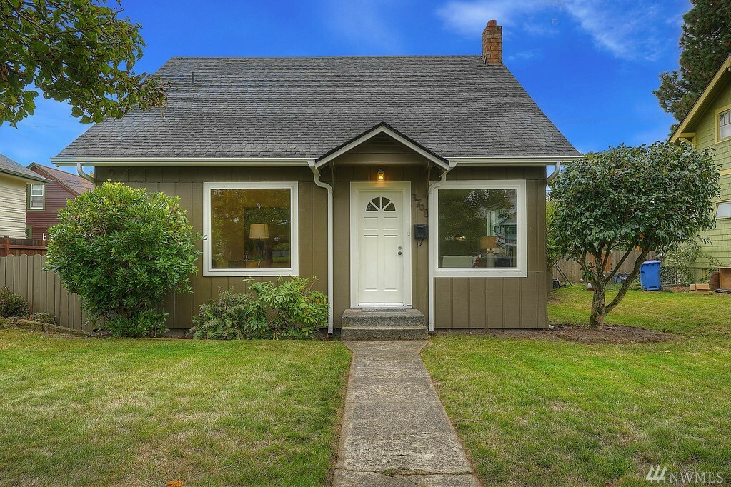 Property Photo:  3708 N 8th St  WA 98406 