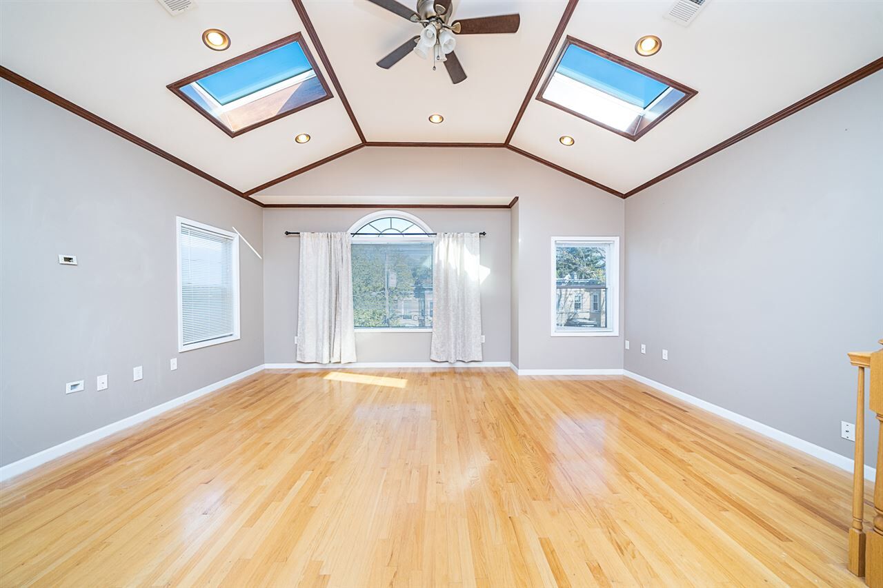 Property Photo:  109 Beach St 2  NJ 07307 