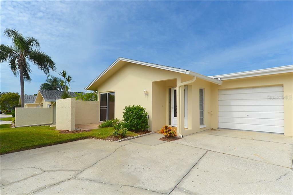 Property Photo:  2828 Highlands Boulevard C  FL 34684 