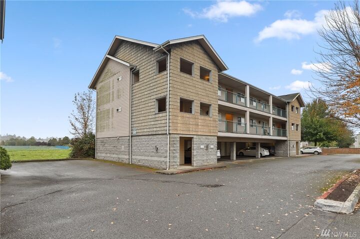Property Photo: 9735 272nd Place NW 511 WA 98292