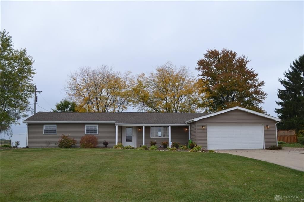 Property Photo: 3741 Mumper Road OH 45502