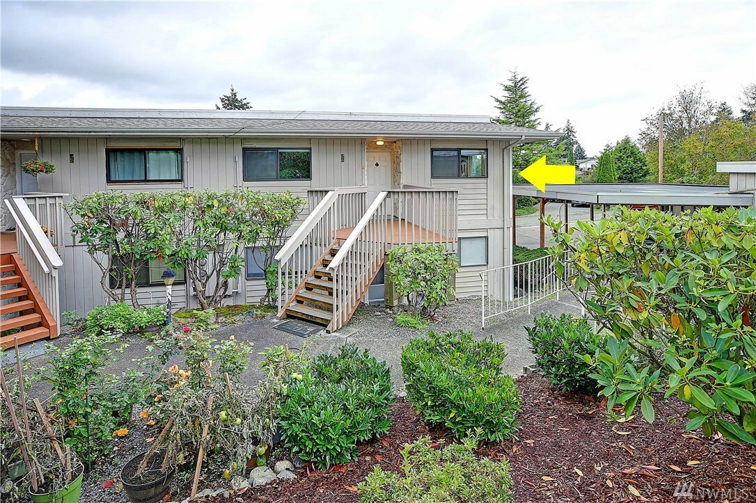 Property Photo:  8400 276th NW 3  WA 98292 