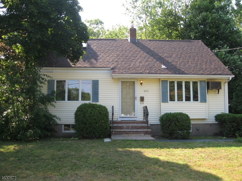 Property Photo:  693 Midwood Rd  NJ 07450 