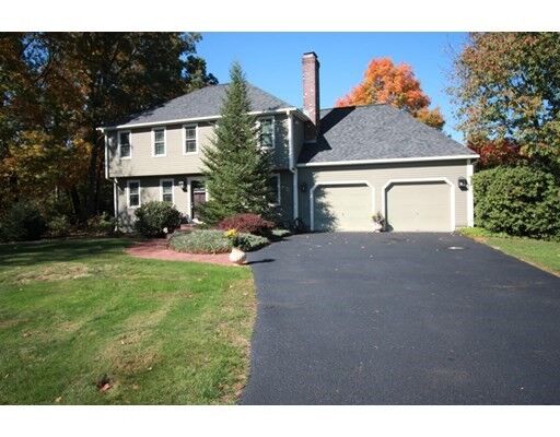 Property Photo:  109 Fitzpatrick Rd  MA 01519 