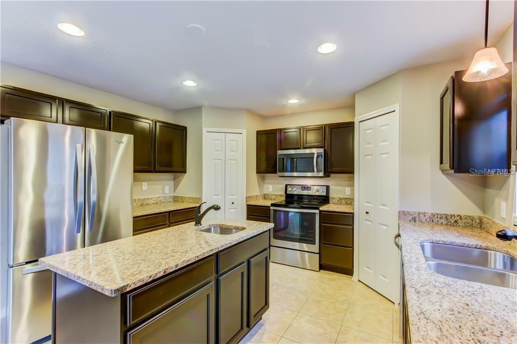 Property Photo:  205 W Fiesta Key Loop  FL 32720 