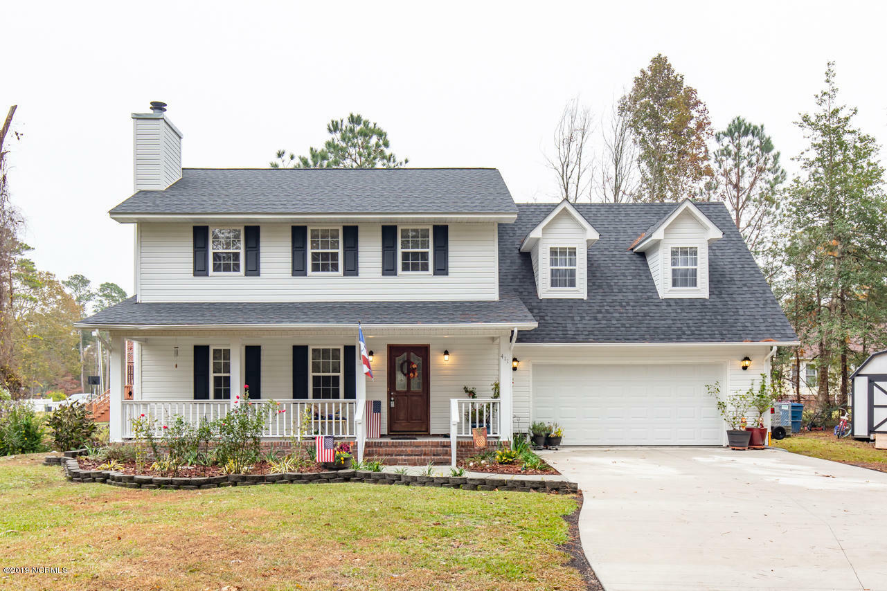 Property Photo:  411 Candlewood Drive  NC 28540 