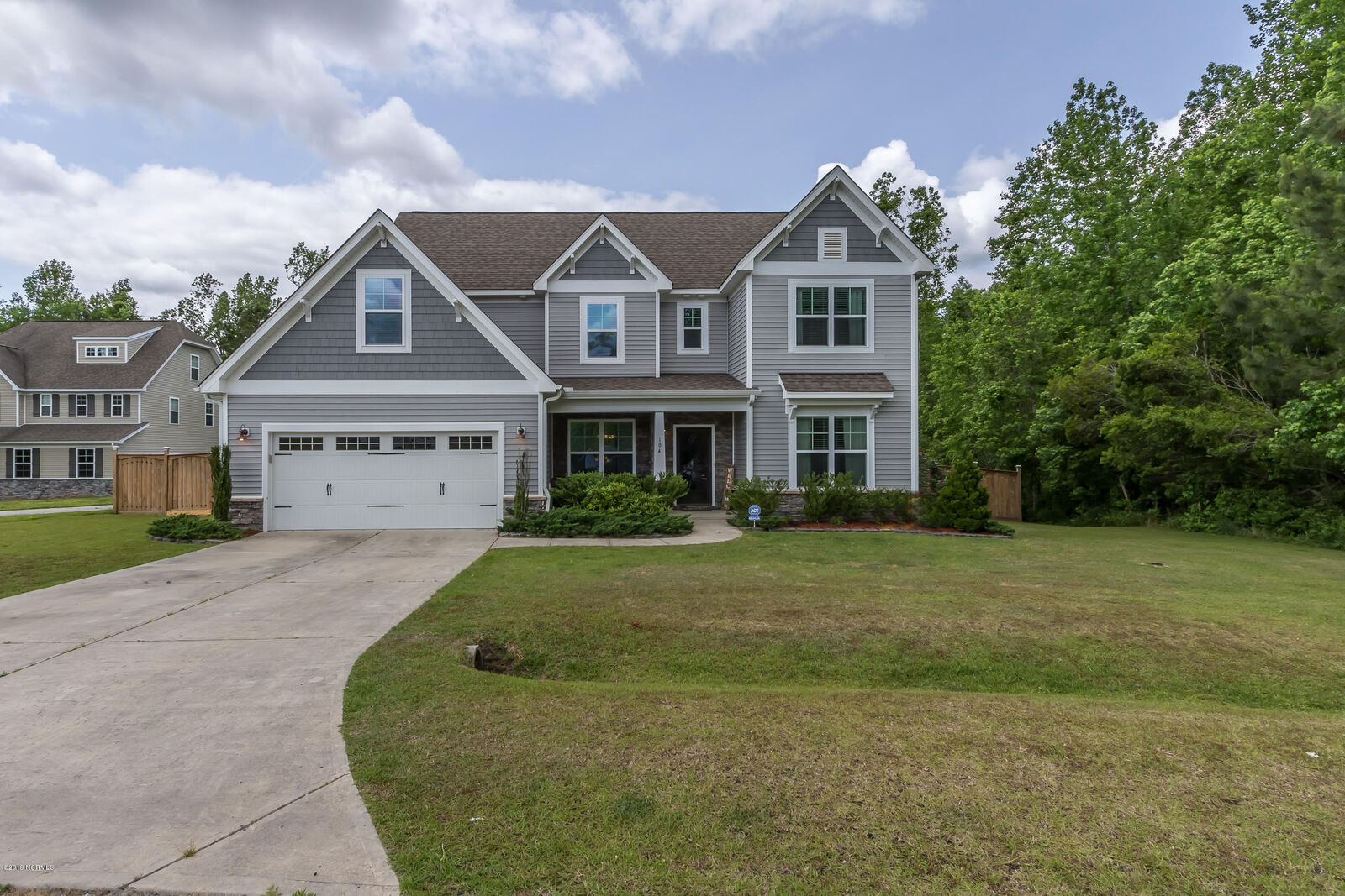 Property Photo:  104 Cherrybark Drive  NC 28540 