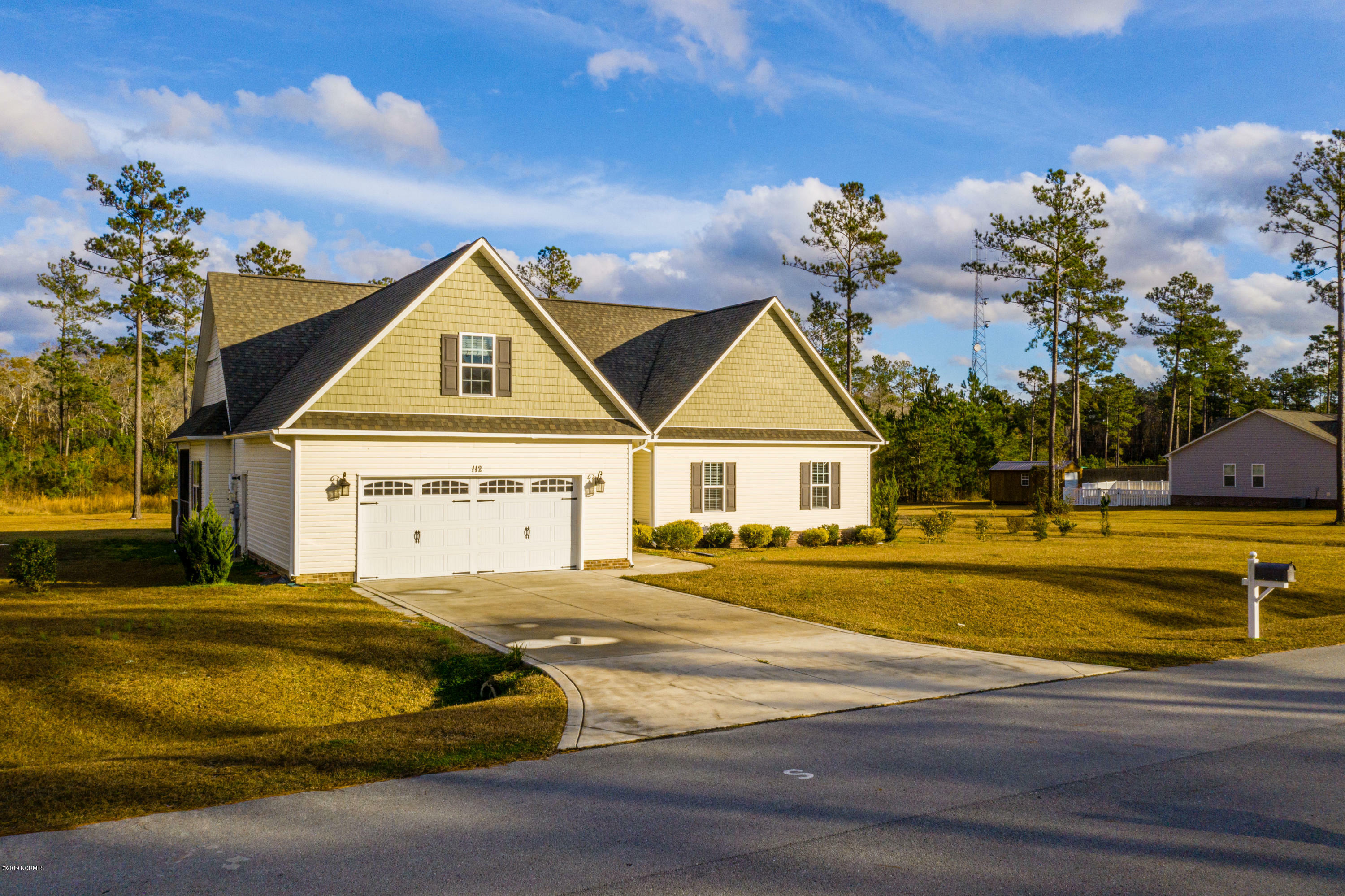 Property Photo: 112 Ridgepath Lane NC 28539